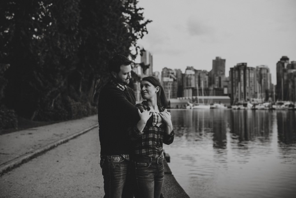 Stanley Park Engagement - Vancouver Photographer_0036